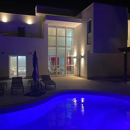 Alana Ganze - Pool - Sauna - Jacuzzi 200m2 Villa *