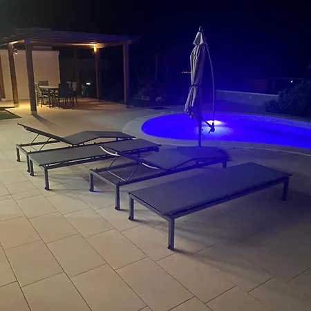 Alana Ganze - Pool - Sauna - Jacuzzi 200m2 Willa Grižane