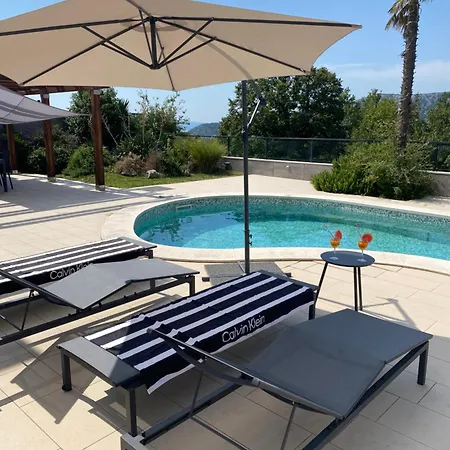 Alana Ganze - Pool - Sauna - Jacuzzi 200m2