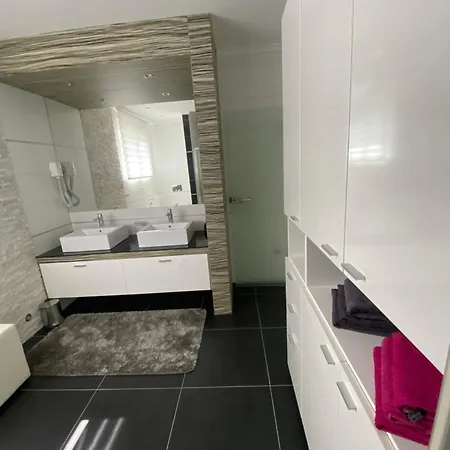 Villa Alana Ganze - Pool - Sauna - Jacuzzi 200m2