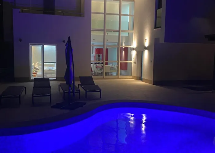 Alana Ganze - Pool - Sauna - Jacuzzi 200m2 Vila Grižane