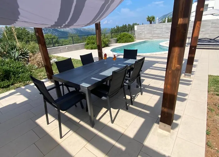 Alana Ganze - Pool - Sauna - Jacuzzi 200m2