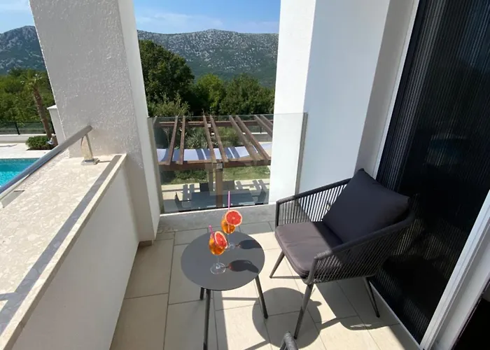 Alana Ganze - Pool - Sauna - Jacuzzi 200m2 Grižane