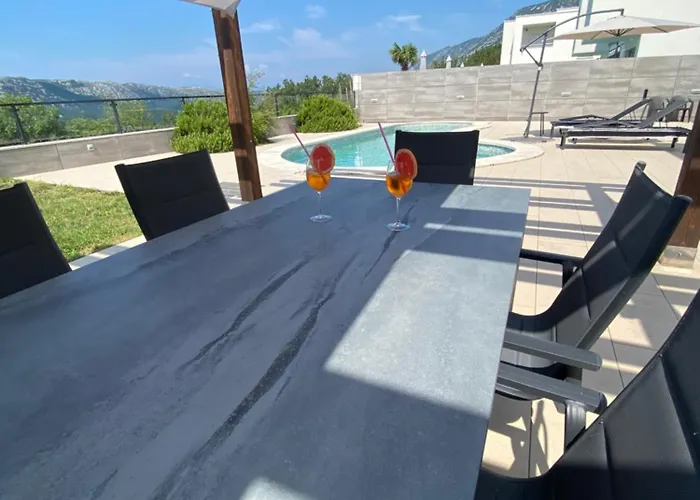 Alana Ganze - Pool - Sauna - Jacuzzi 200m2 Grižane